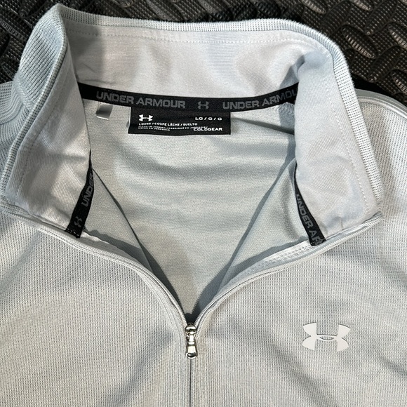 Under Amour 1/4 Zip Sweater - Picture 3 of 7
